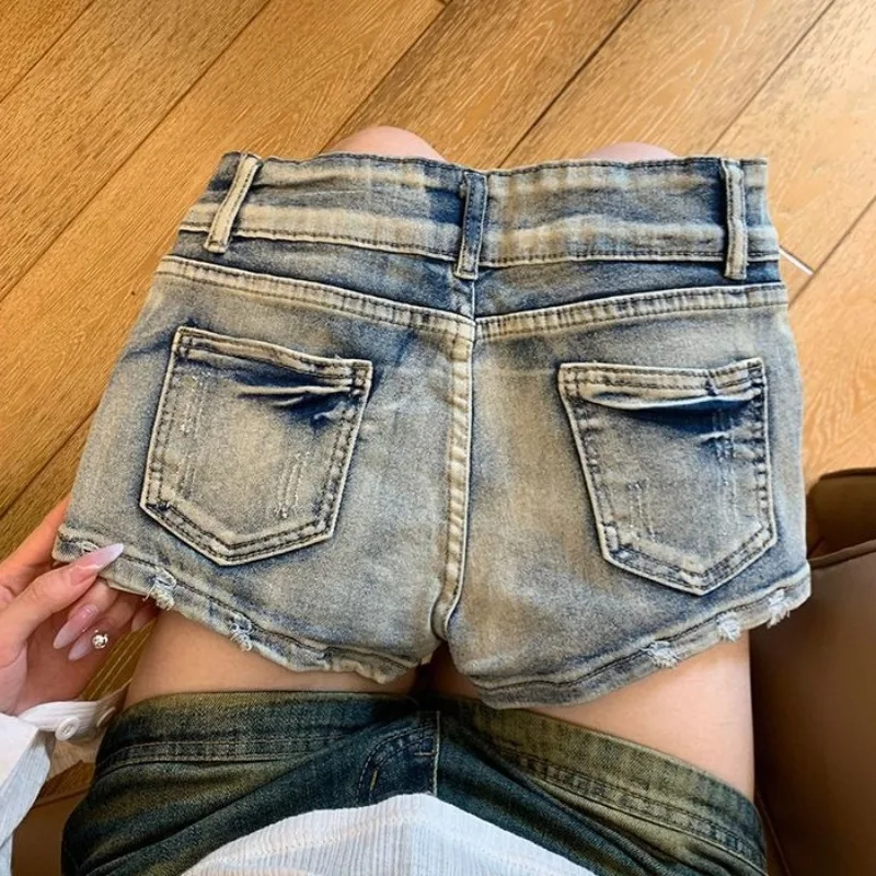 

American Street Low-waist Vintage Jeans for Women 2025 Summer New Straight Denim Shorts Slim Fit Bodycon Hot Short Pants