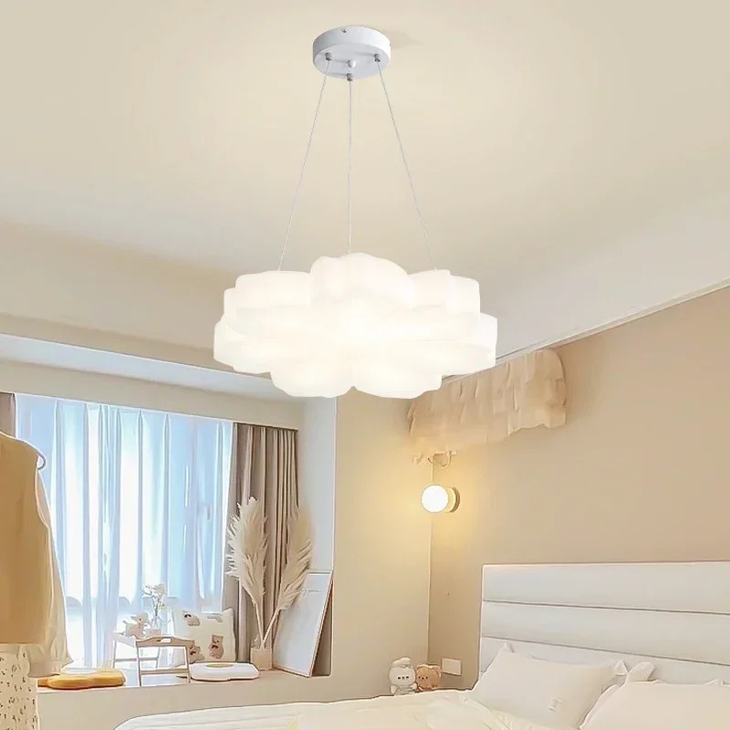 Nordic Cream Style Pendant Light Creative Warm Flower Shaped Bedroom Living Room Light Lamp Bedroom Full Spectrum LED Lights