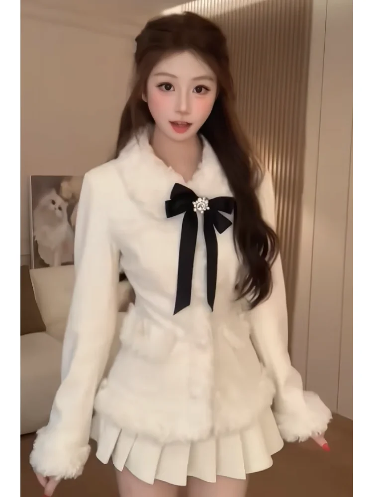 

Sweet Design Splicing Short Coat And Skirt Set Women's Fashion Outerwear Polyester Fabric Warmth for Winter Season