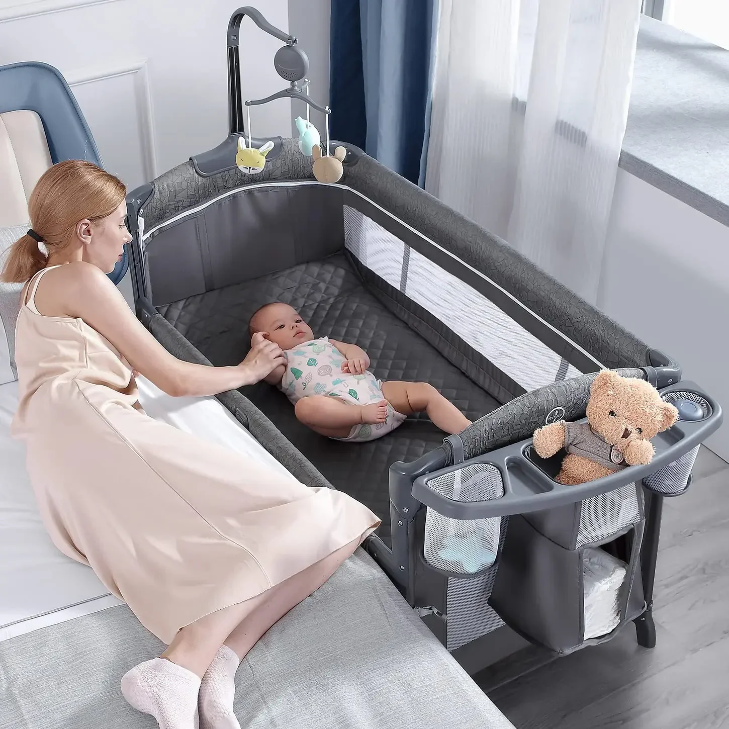 5 in 1 เด็กข้างเตียง Sleeper Baby Bassinet เปลข้างเตียงของเล่นและเพลงกล่องที่นอนเด็ก Playard เปลแบบพกพา