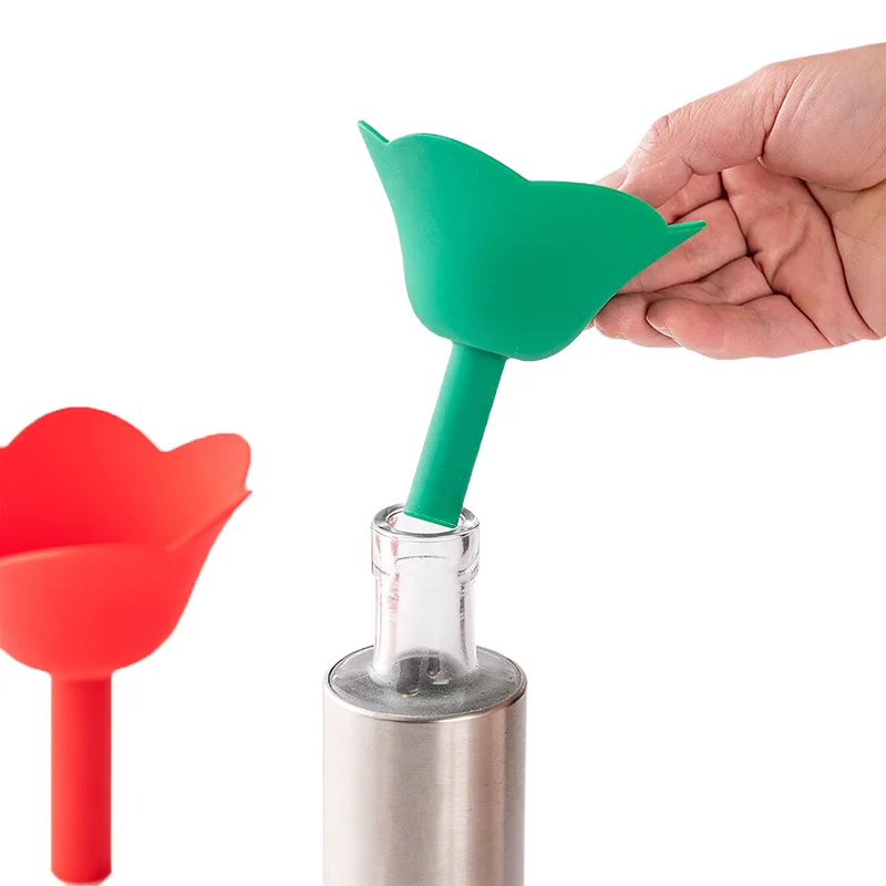 3Pcs Creative Flower Shape Silicone Kitchen Funnel 3pcs Set Oil Liquid Pouring Dispenser Portable Cooking Baking Tools Non Drip