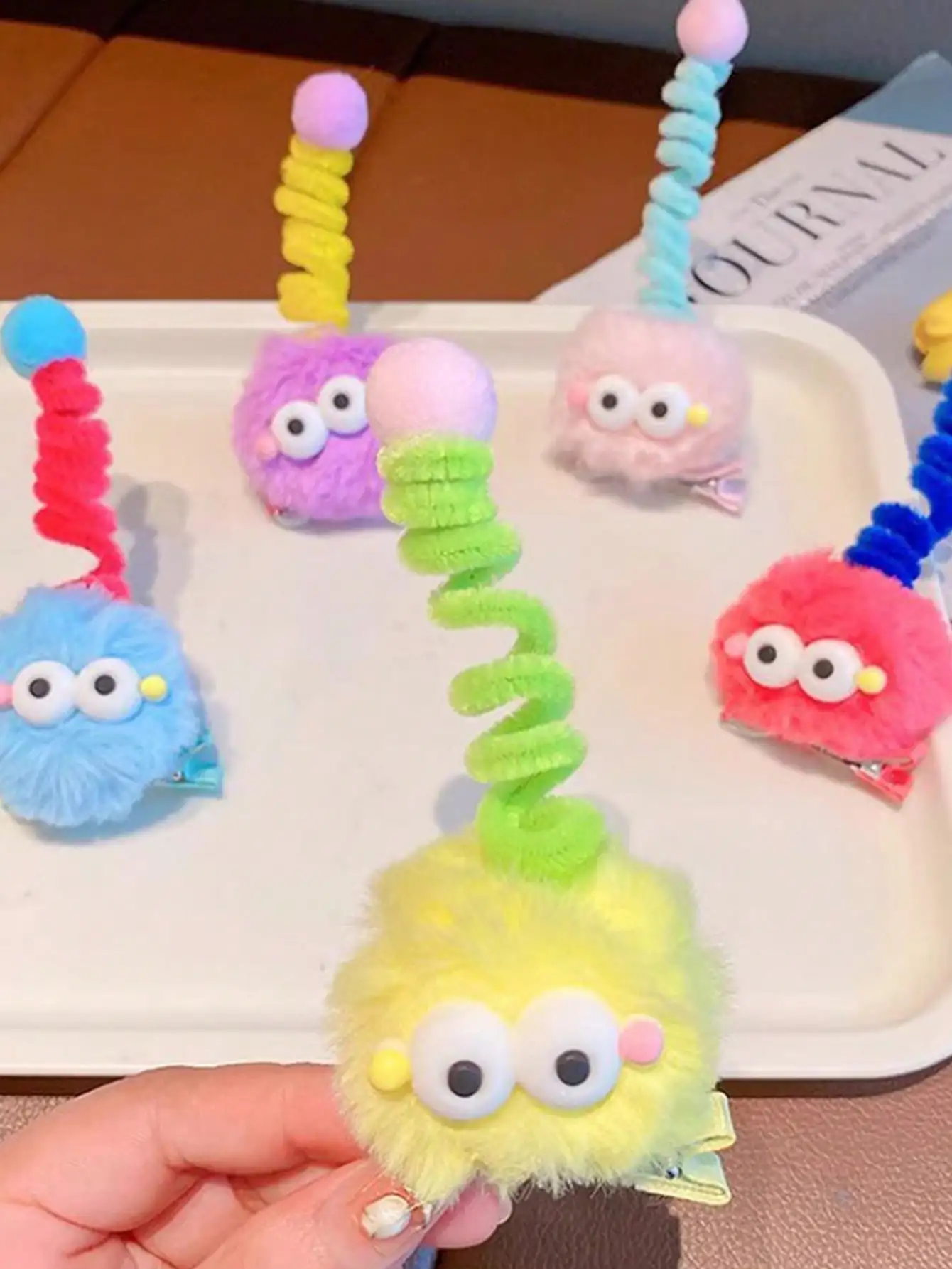 1/5 Pcs Fashion Cute Plush Big Eyed Monster Barrettes Hair Clips For Women Girls Party Hair Accessories