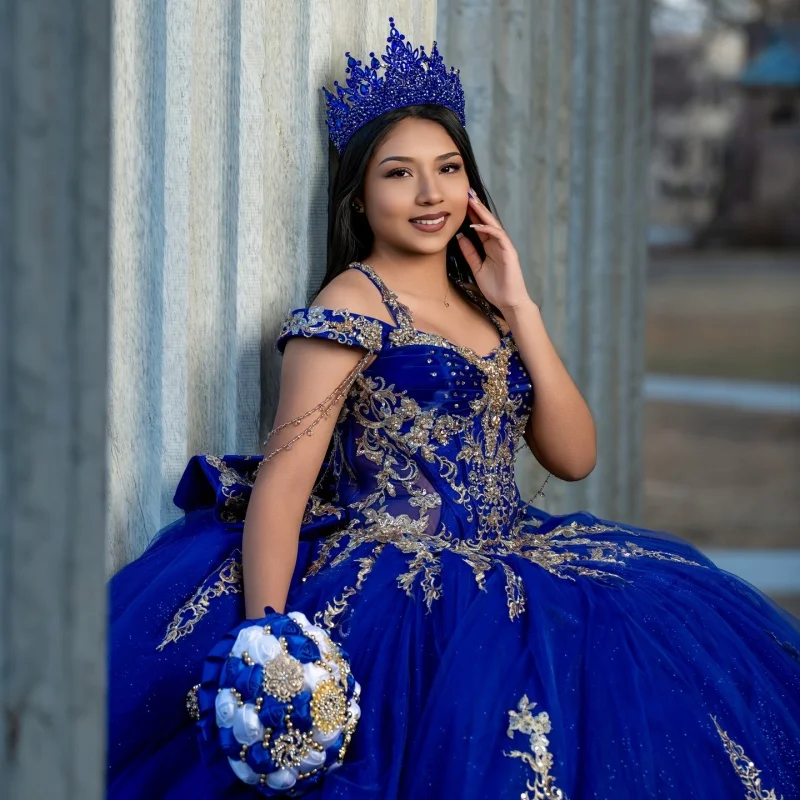 

Royal Blue Quinceanera Dress off-shoulder golden Glitter flower Decal Lace Long tail Bow Vestidos De 15 Quinceanera ﻿Customize