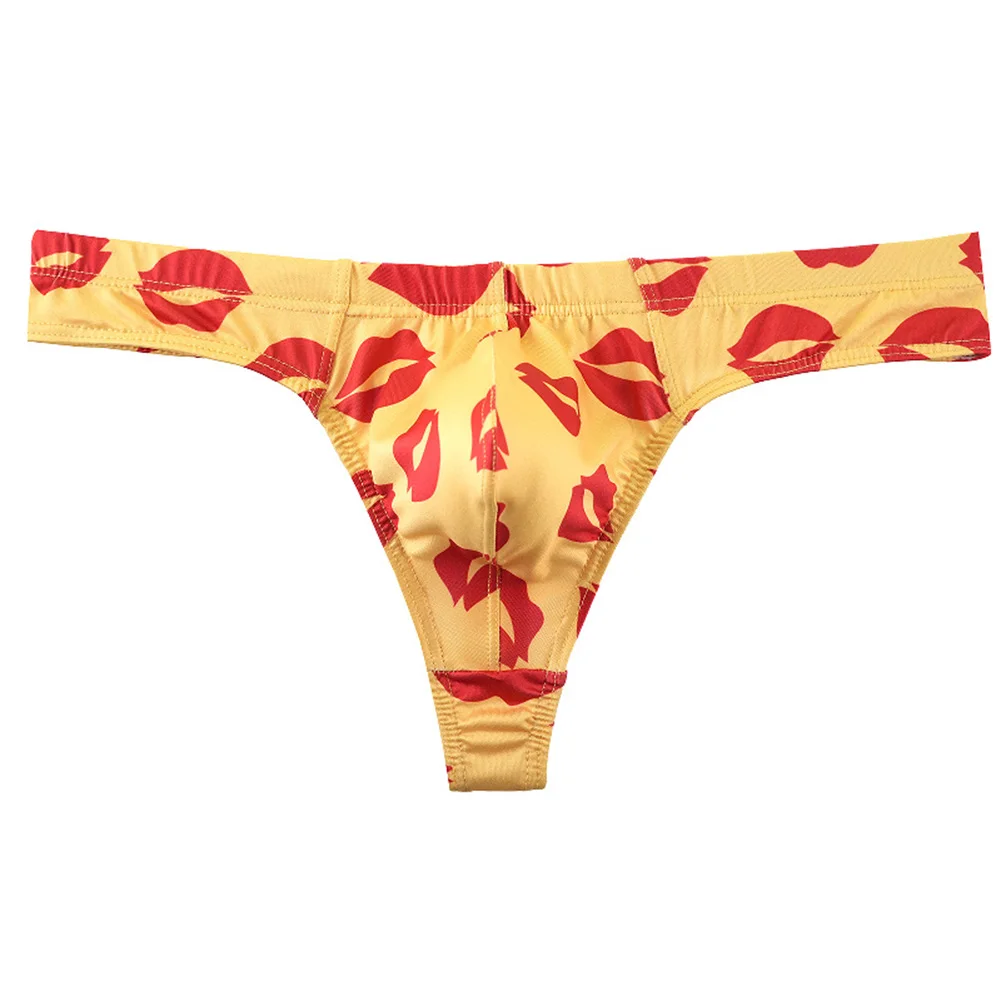 

Sexy Men\\'s Low Rise Thong Underwear with Bulge Pouch and Red Lips Print Sissy Style G string Panties for Daily Wear