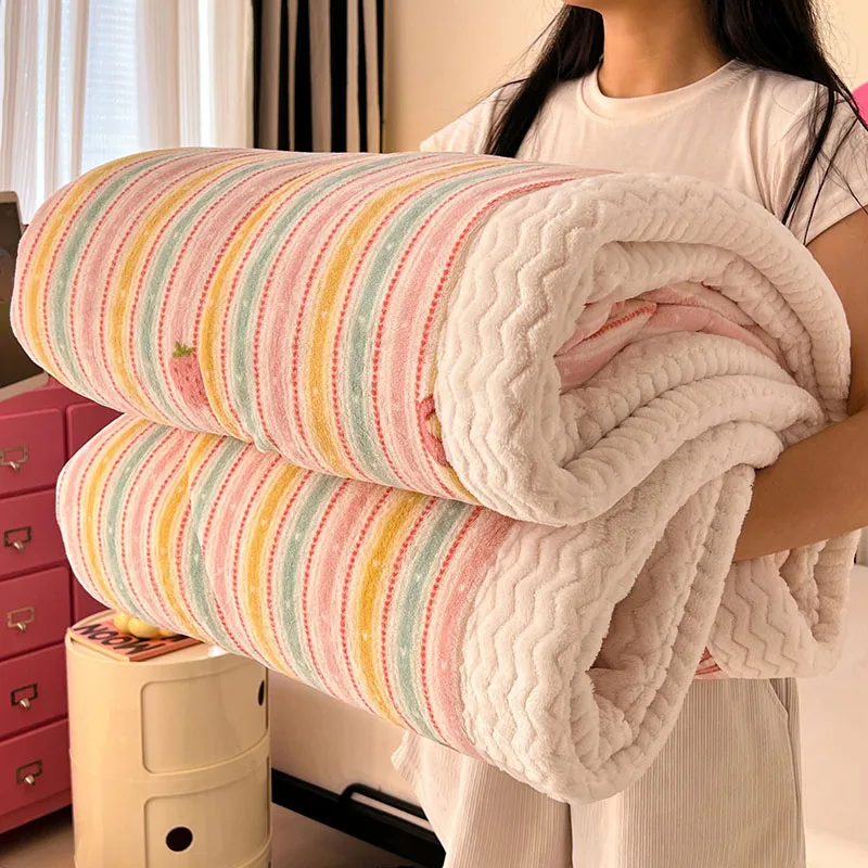 

Cartoon 3-Layer Thick Milk Velvet Blanket High Quality Lamb Wool Warm Blanket for Home Single Air Conditioning Quilt for Adults