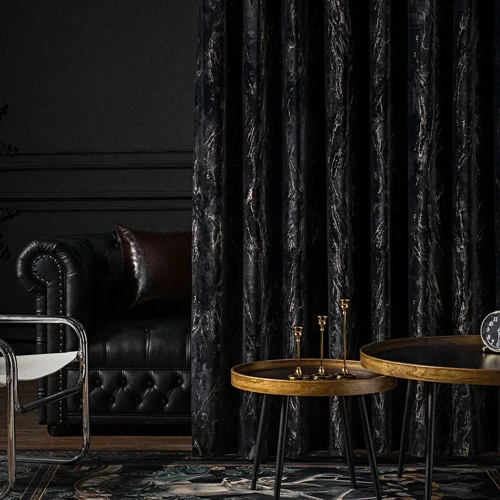 Sıcak damgalama kadife lüks perde oturma odası için siyah karartma Retro avrupa tarzı ev tekstili 1 adet