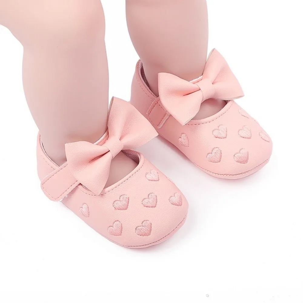 

Cute Non-slip Leather Baby Shoes Love Bow Soft Material Newborn First Walkers Lightweight Multicolor Toddler Shoes Daily Wear