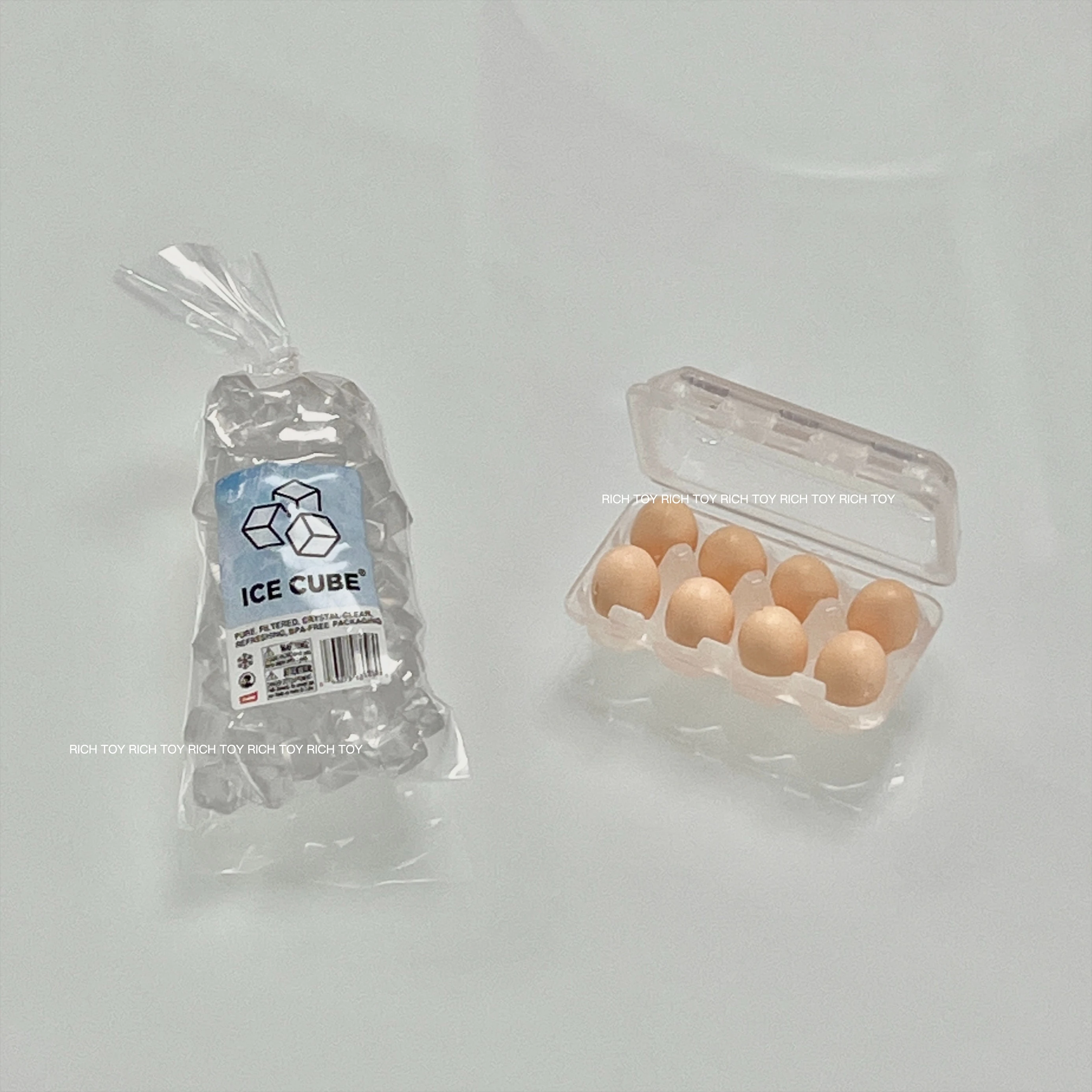 Miniatura Original de la Marca Fill The Fridge, Cubos de Hielo de Juguete, Bolsa de Huevos Frescos, Mini Cocina de Juguete
