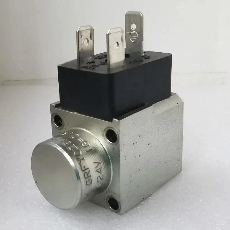 GY 035 F 20 E 67 E 58 R 909830754 DTG 35 A E 36 B 01 Proportional electromagnet