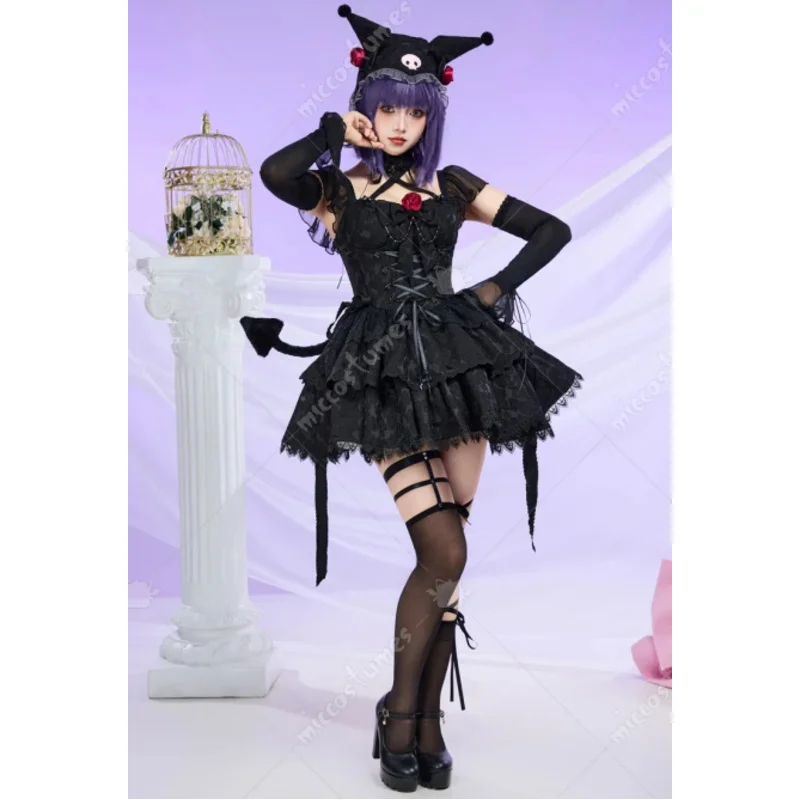 فستان لوليتا التنكري للسيدات من Miccostumes مع قبعة وذيل