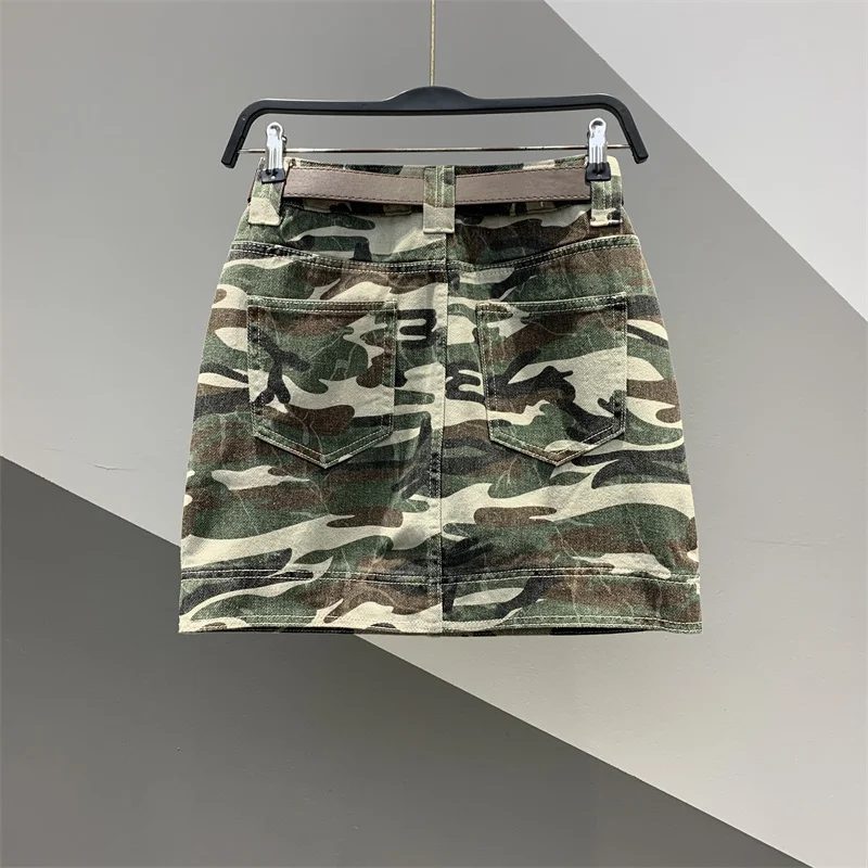 DEAT Damen-Jeansröcke, hohe Taille, Camouflage, bedruckt, Wickelhüften, schlanker A-Linien-Kurzrock, 2024, neue Mode, Herbst 29L8770