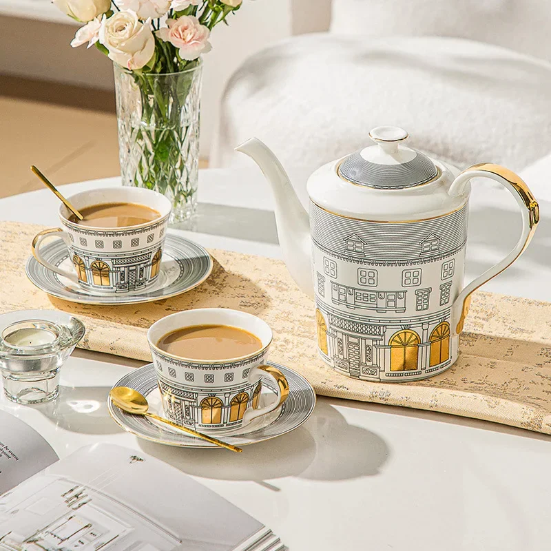 Ceramic Coffee Cup and Saucer Set Kettle European Luxury Gold Tracing Home Afternoon Tea Cup Teapot Set Gift Box