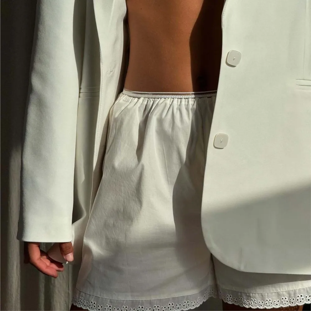 Abbigliamento Femminile Americano Pantaloncini Larghi in Pizzo Casual Tinta Unita Versatili Stile Semplice Elegante Comodi e alla Moda