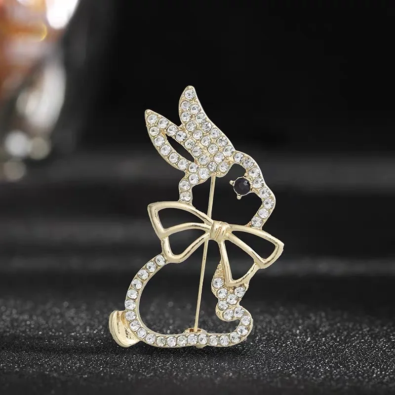 Cute Rhinestone Hollow Rabbit Brooches  for Women Girls Animal Metal Lapel Pins Button Clothing Accessories