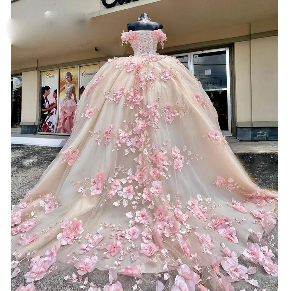 

Pink Quinceanera Dresses Sweetheart Ball Gown Vestidos De 15 Anos Fashion 3D Flower Tulle Sweet 16 Princess Party Gown