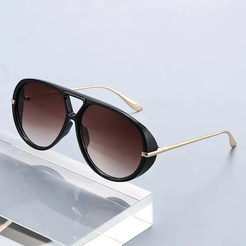 

Oversized Pilot Sunglasses Hot Female Fashion Sun Glasses Women Luxury Eyewear Summer Travel Beach Vacation Accessories Vintage