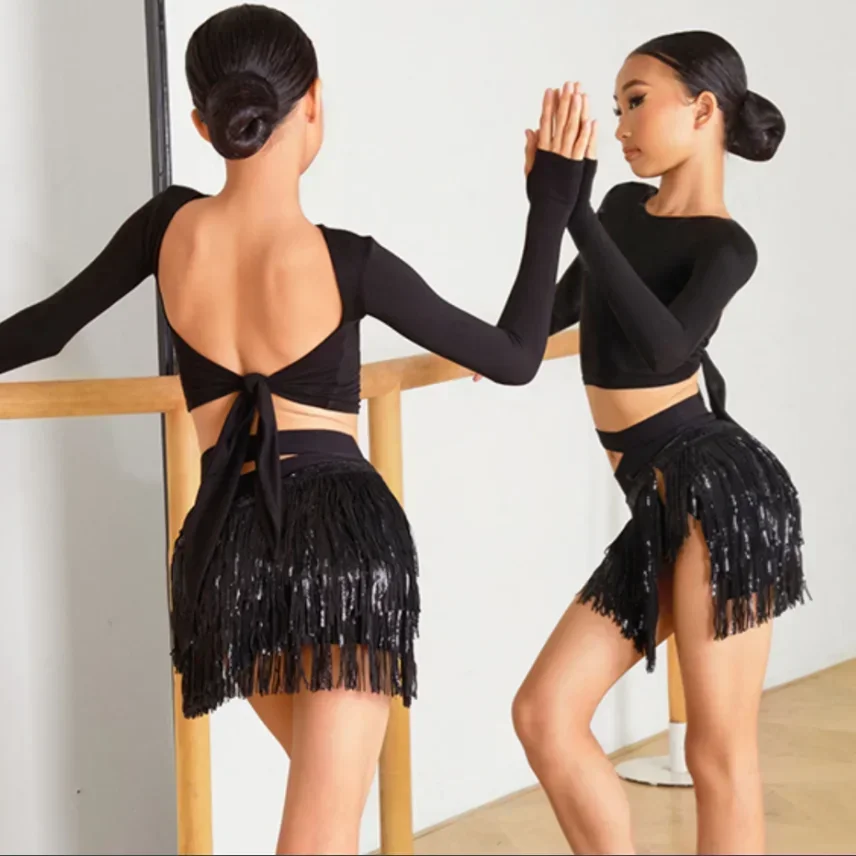 

2025Child Latin Dance Set Black Competition Clothing for Girls Sexy Backless Tops Shining Tassels Skirts Suit Samba Cha Cha Wear