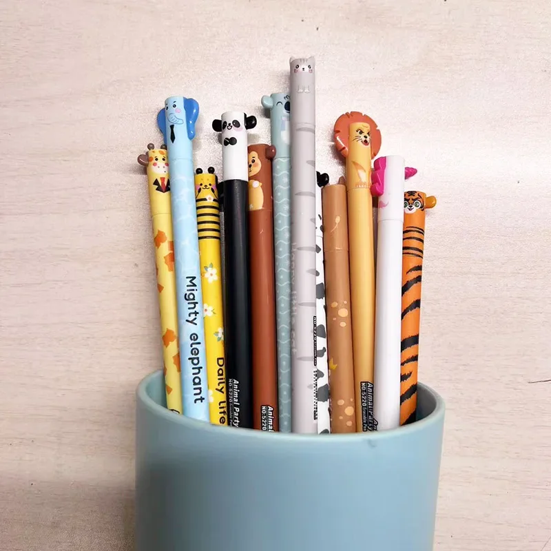 12 verschiedene Stile Niedlicher Tier-Motorstift 0,7mm Blaue Tinte Gelstift Löwe Elefant Einhorn Kugelschreiber mit Radierfunktion für die Schule – Detail 5