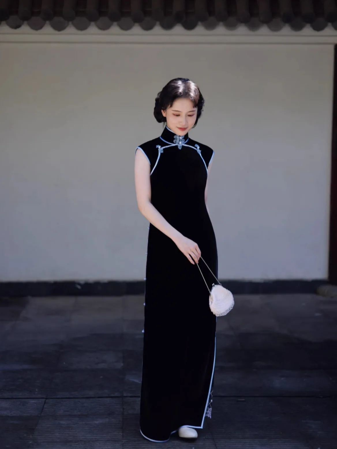 

Ограниченная серия: Винтажное длинное платье из бархатного шелка от Miss Lianxia, ручная работа, однотонное, в стиле ретро