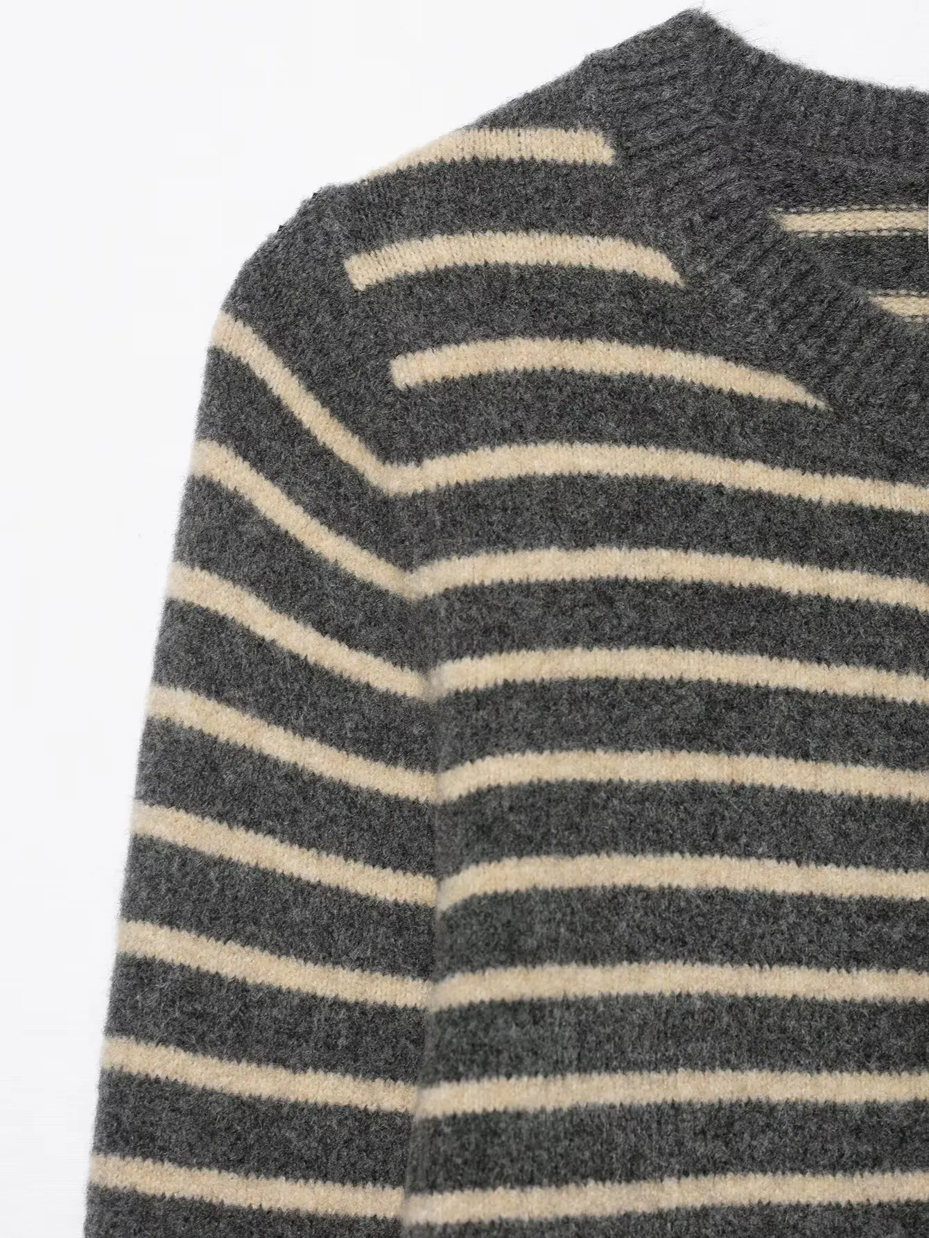 เสื้อไหมพรมผู้หญิงแบบใหม่ แฟชั่นฤดูใบไม้ร่วง/ฤดูหนาว แขนยาว ติดกระดุม ลายทาง สไตล์หรูหรา แนวสตรีท