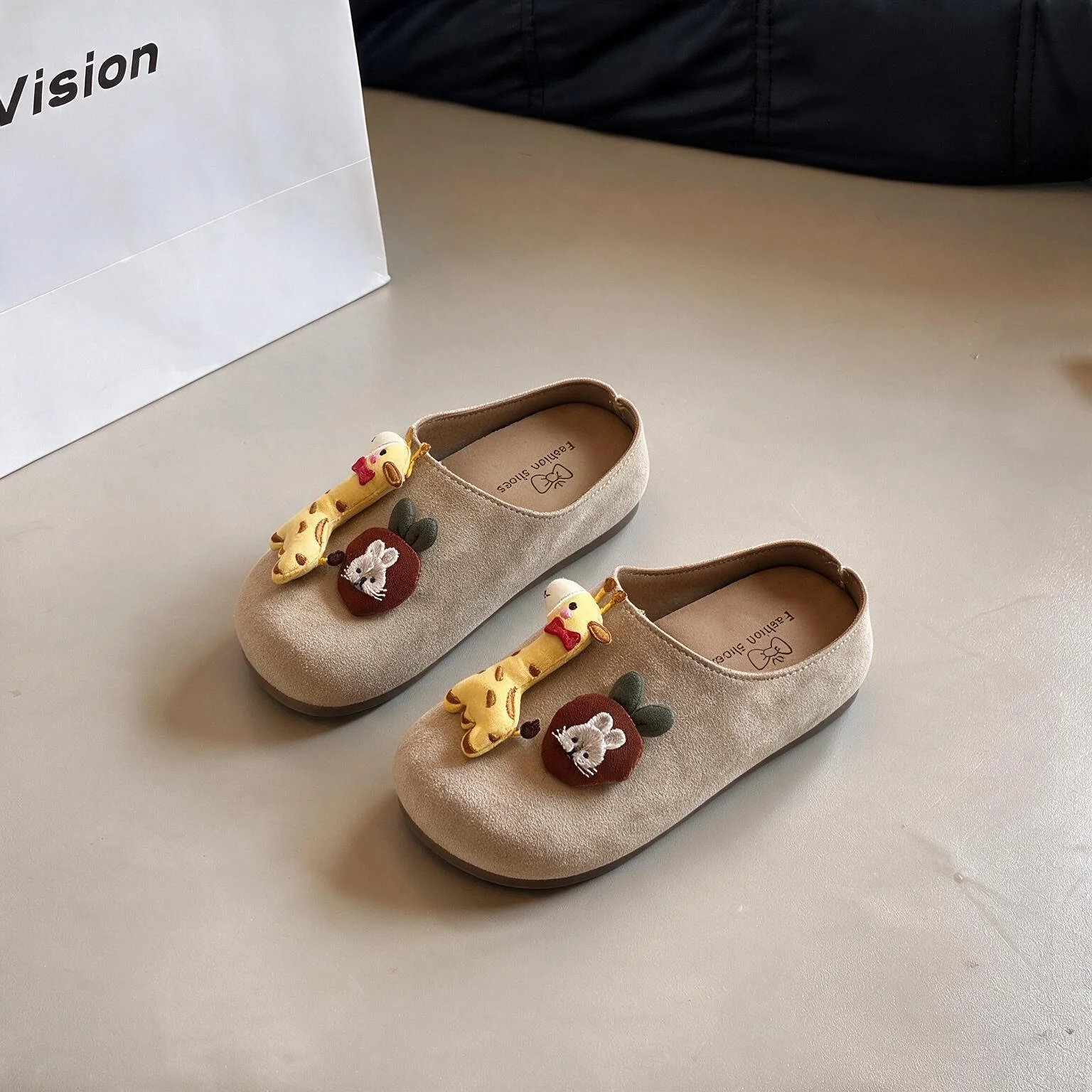 Children Suede Leather Slippers Soft Insole with Arch Support Shoes Outdoor Beach House Slippers Boys Girls Bedroom Mules Shoes