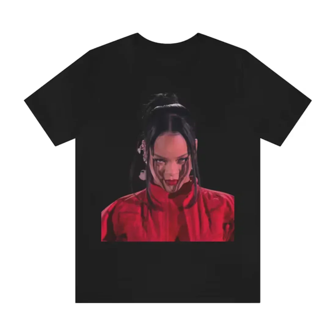 

2025-26 Summer Rihanna Superbowl Graphic 100%Pure Cotton Printed Rapper Hip-hop Trend R&B T-shirt Unisex Oversized Casual Loose