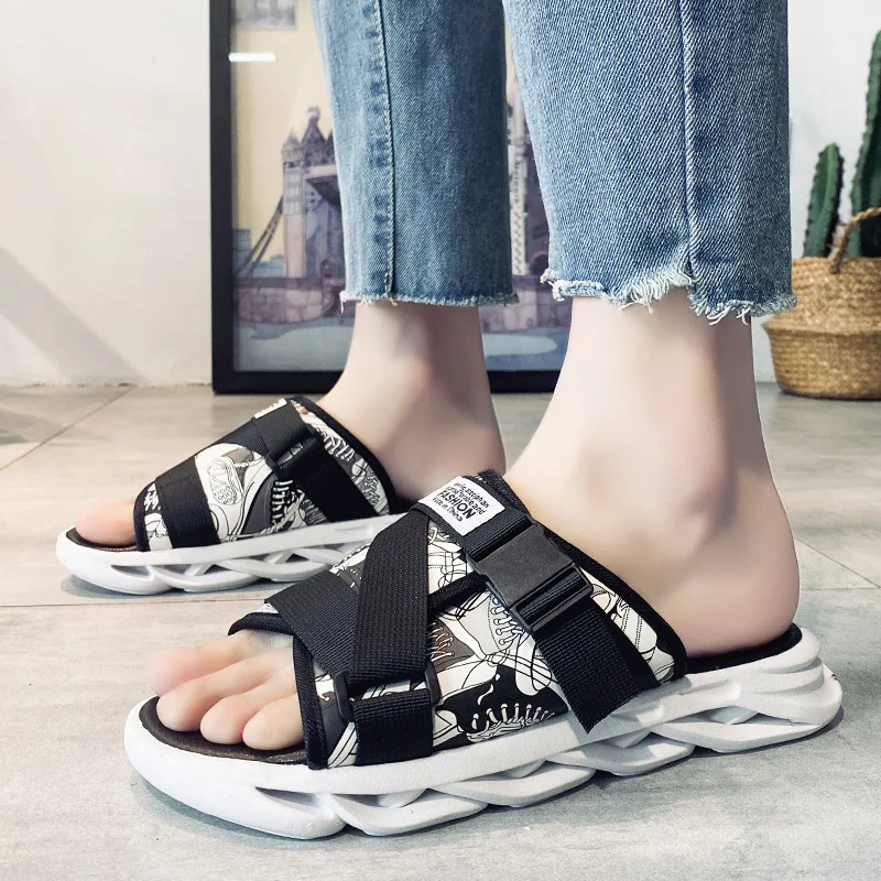 Slippers Men's Summer 2022 New Thick Bottom Korean Version of Trend of Men's Outdoor Non-slip Couples Beach a Word Sandals Women