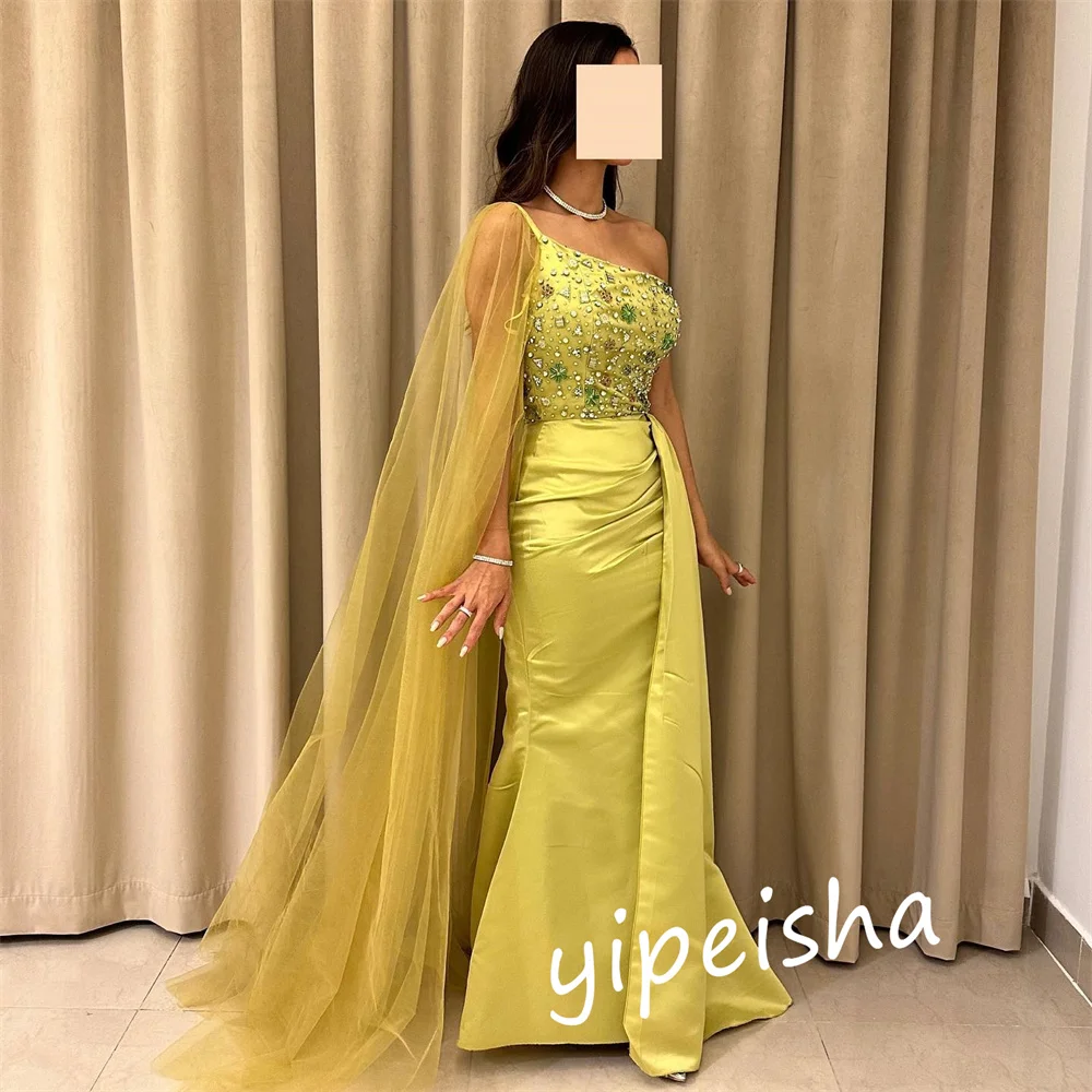 Op maat gemaakte glitter satijnen strass appliqué plooi kerst schede one-shoulder op maat gemaakte gelegenheidsjurk midi-jurken