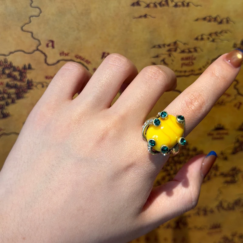 

Big Natural Beeswax Yellow Stone Rings Vintage Green Crystal Beads Branch Designer Jewelry Luxury Female Music Festival Art Deco