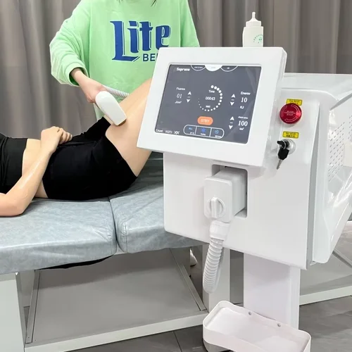 3500 ワットチタンダイオードレーザー脱毛器永久脱毛プロフェッショナルレーザー 3 波長 755 808 1064nm 無痛脱毛
