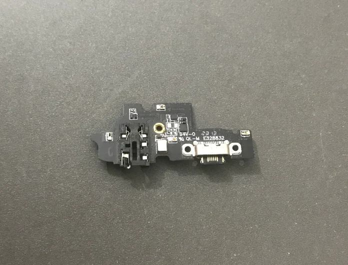 Original USB Plug Charge Board For OUKITEL C33 T606 Octa Core 6.8