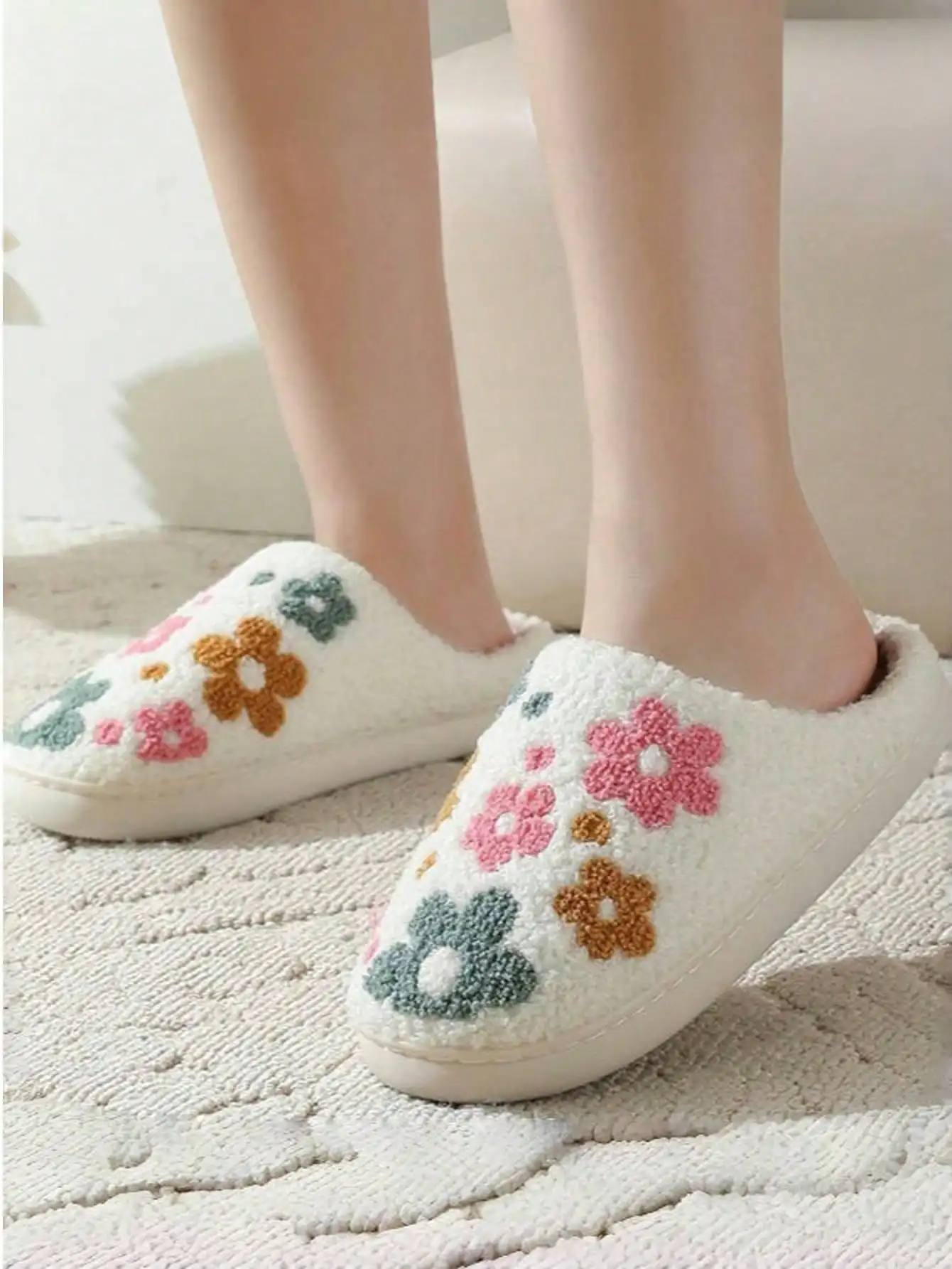Autumn and Winter Home Flower Anti-Slip Warm Soft-Soled Children's, Adult and Parent-Child Warm Slippers
