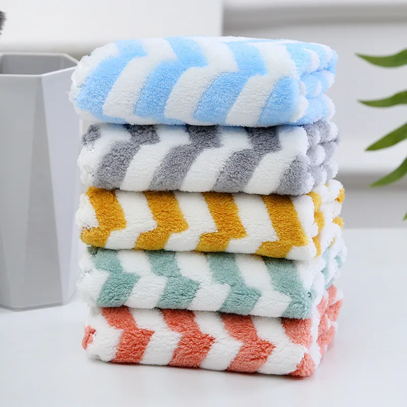 

4Pcs/Pack 30x30cm Wave Coral Velvet Kitchen Hand Towel Dishcloth Non-stick Oil Cleaning Wipe Cloth Scouring Pad