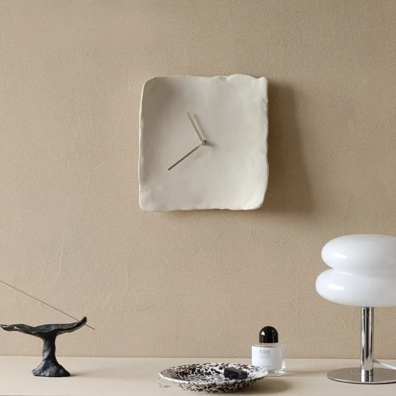 Medieval wrinkled clock wall clock watch niche art creative decoration simple Nordic wabi-sabi retro