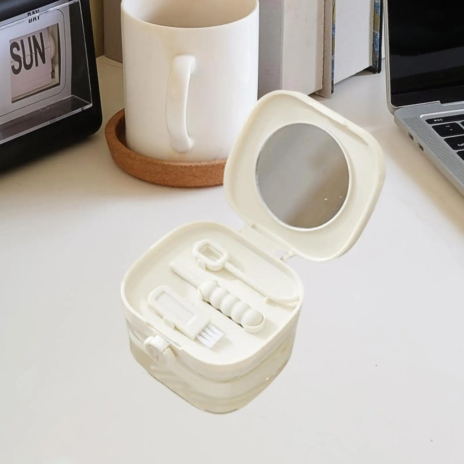 

Dentures Cup Retainer Cleaning Box Multifunctional Carrying and Protecting