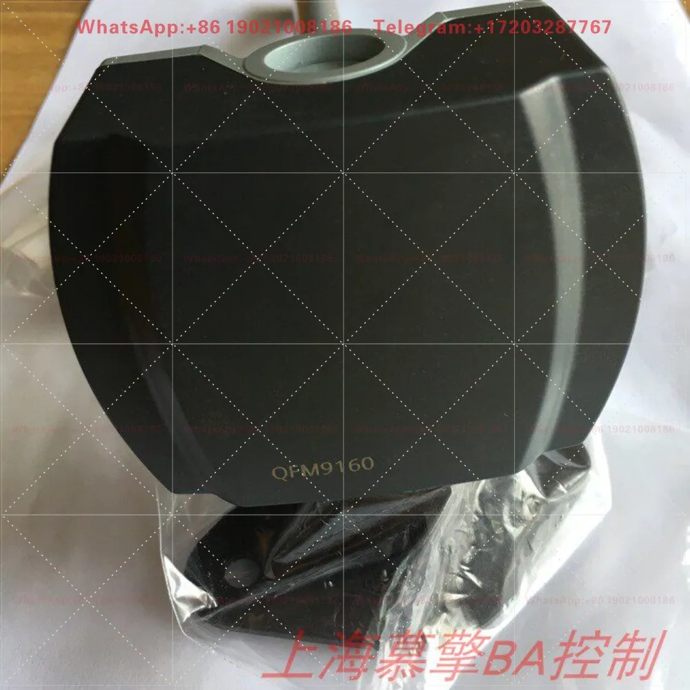 Original QFM9160 air duct duct type temperature and humidity sensor transmitter is in stock.