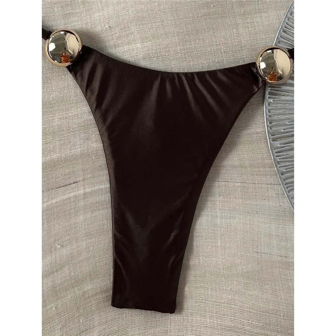 Sexy Bikini mit Metallringen, Damen-Badebekleidung, zweiteiliges Bikini-Set, hoch geschnittene Beine, gepolsterter Badeanzug, Badebekleidung, Modell V8311. – Detail 13