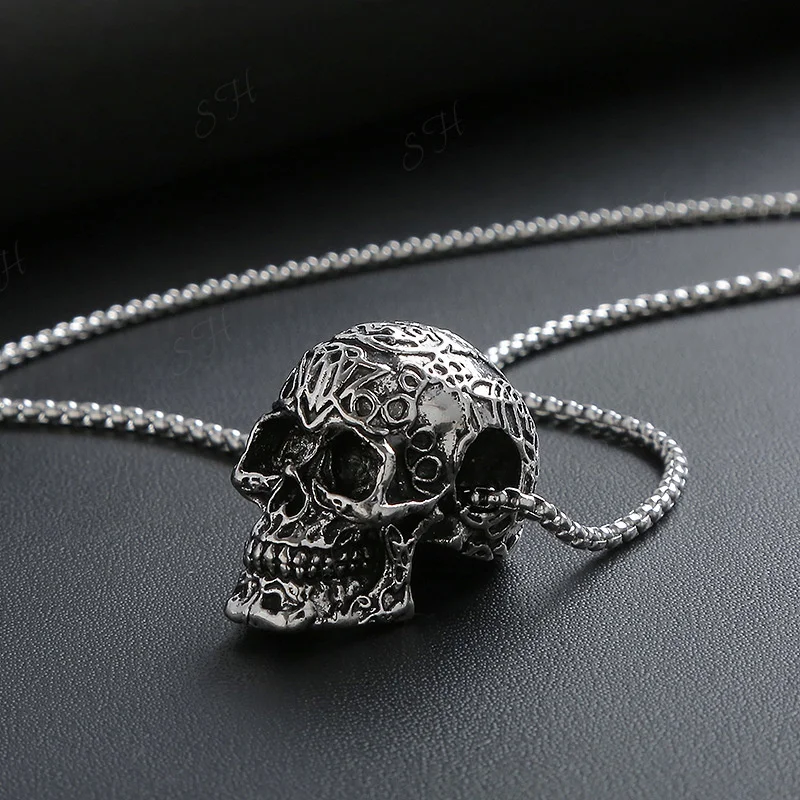 Boho Retro Hip Hop Stainless Steel Skull Pendant Necklace Trendy Men And Women Personality Domineering Design Necklace Gift 2022