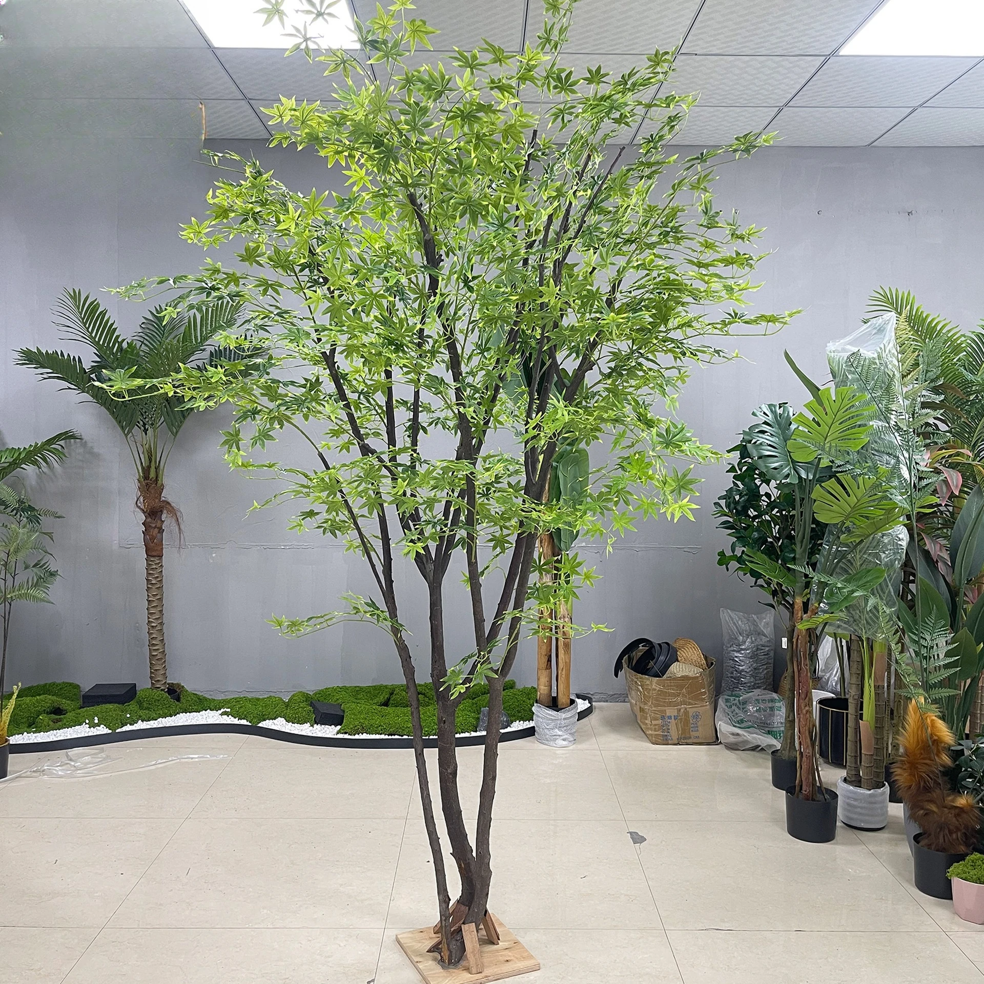 

Horse drunk green red maple ins wind large interior decoration, fake tree, living room floor landscaping green plants