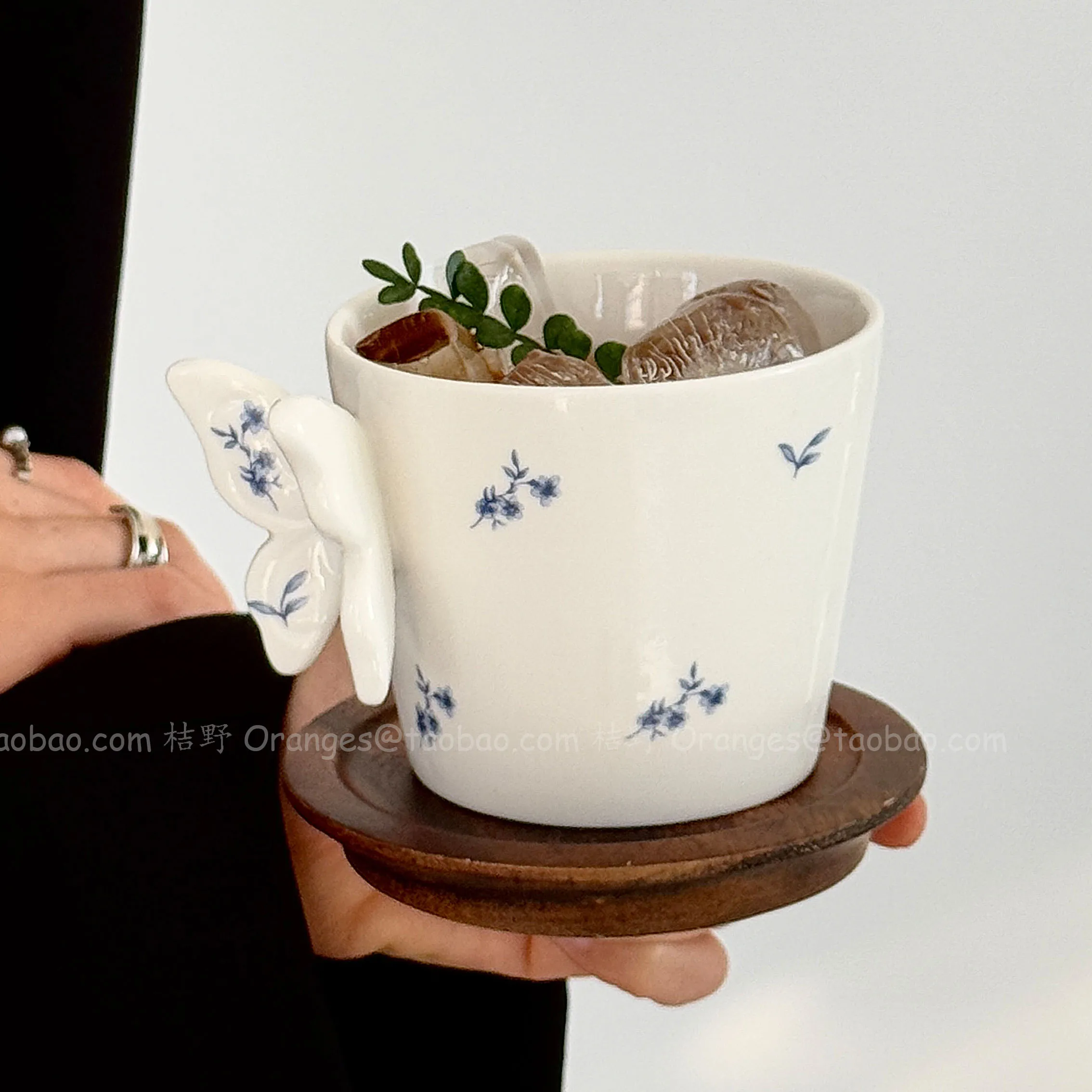 Handmade Three-dimensional Butterfly Small Floral Ceramic Hand-held Cup, Coffee Latte Latte Cup, Table Decoration Gift