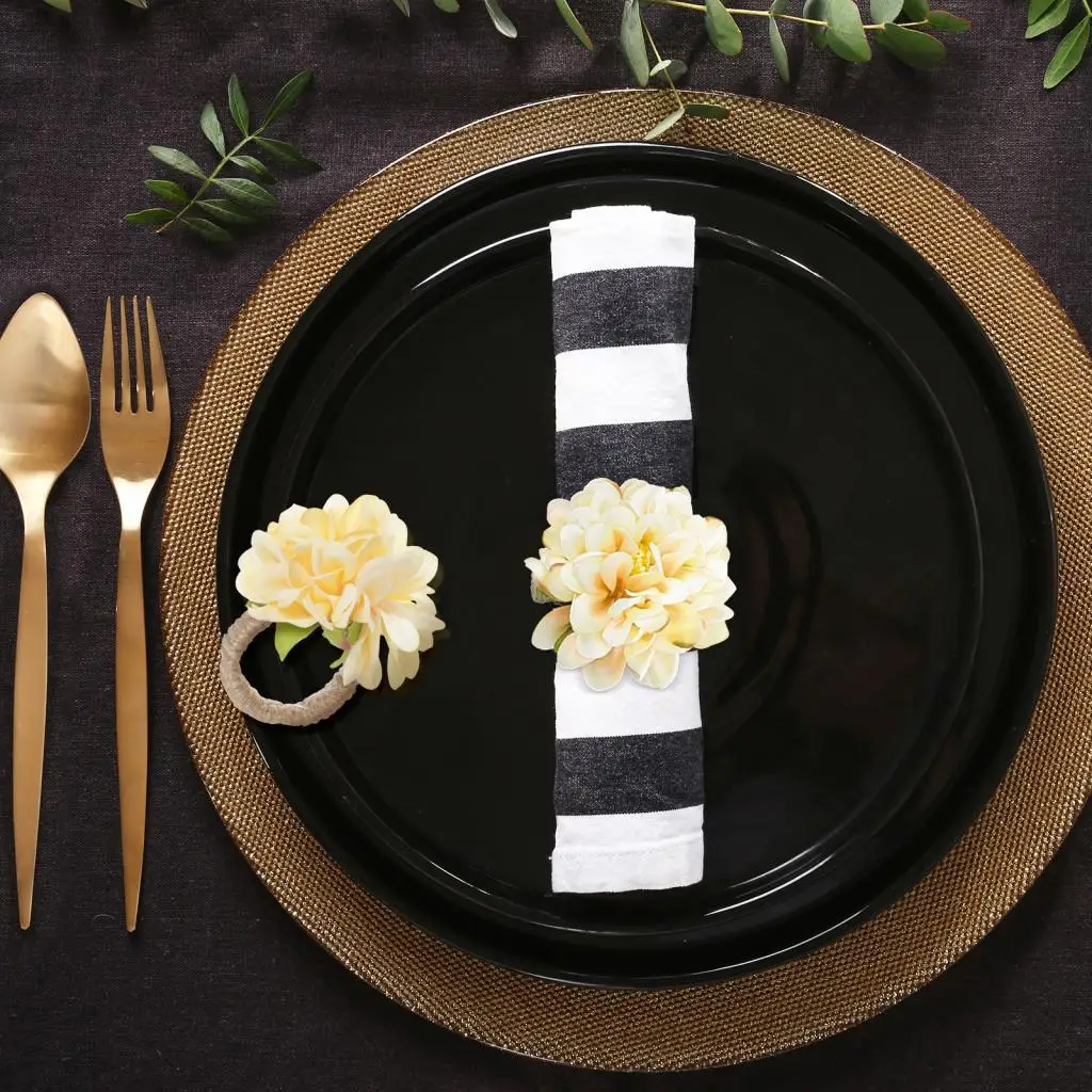 6 Pieces Flower Shaped Napkin Rings Crafts for Festival Holiday Centerpieces Decoration