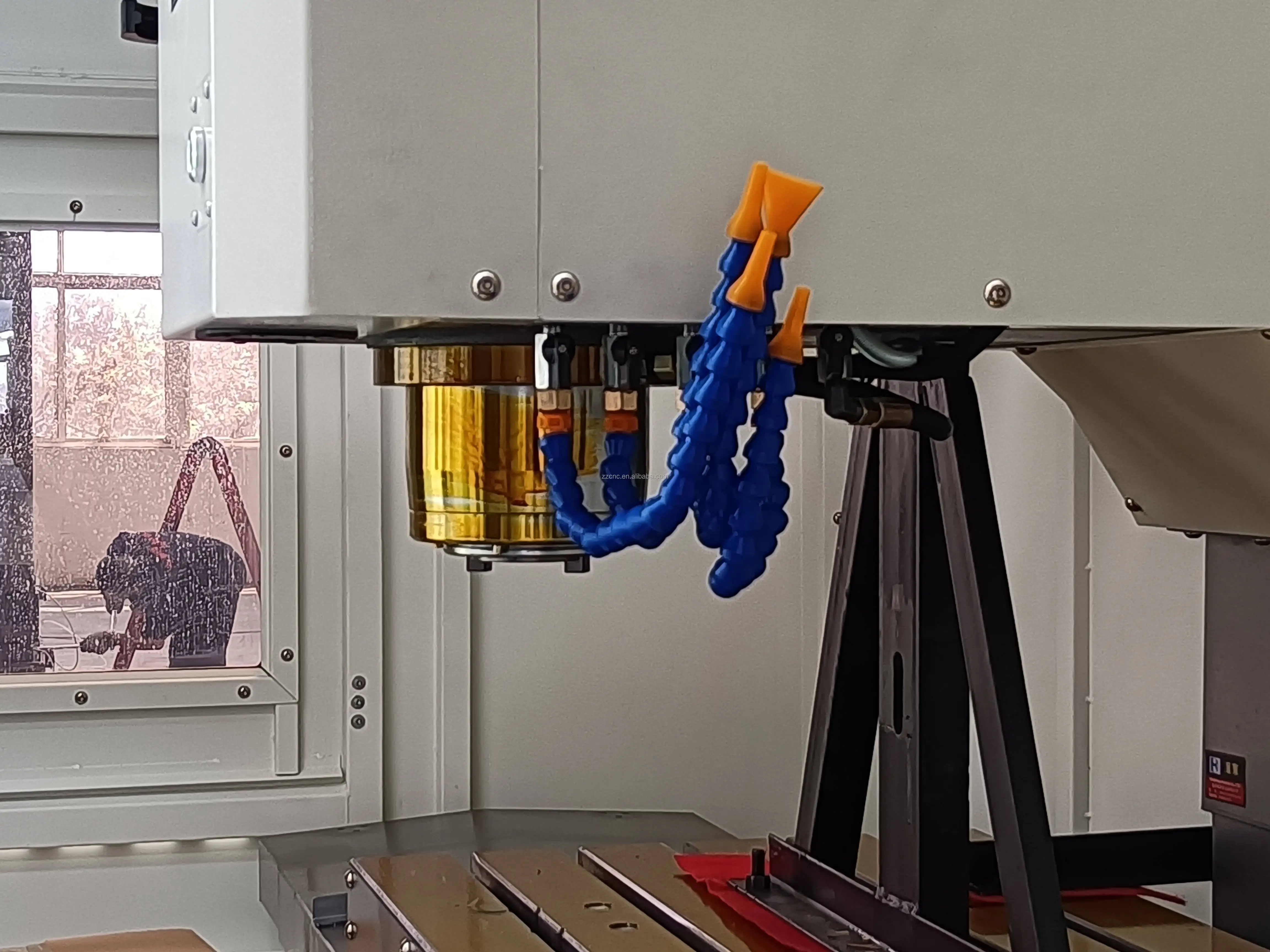 مركز Hining العمودي باستخدام الحاسب الآلي ، عالية الدقة ، طحن مستعمل ، 5 محاور ، إطار CNC ، محرك 11 Hine ، Vmc1160