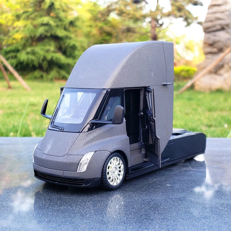 Nuevo modelo de coche de juguete fundido a presión de aleación con cabeza de Semi camión 1:32, sonido y luz, juguete coleccionable para niños, regalo de cumpleaños