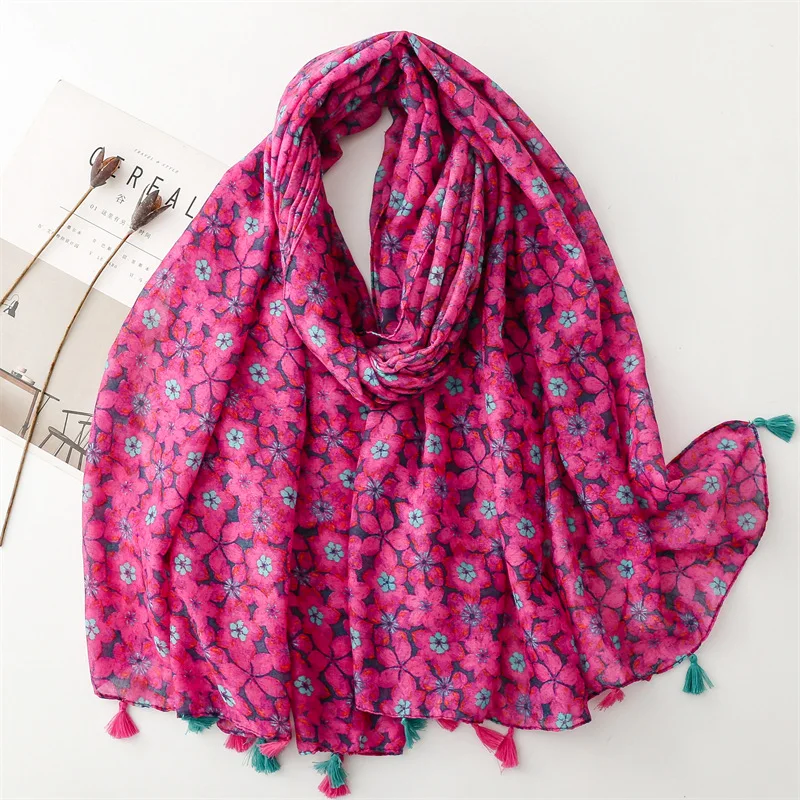 

2024 Spring New Floral Print Ladies Scarf Shawls Long Beach Small Flower Pattern Foulard Tassel Scarves Hijab Wrap Bufanda