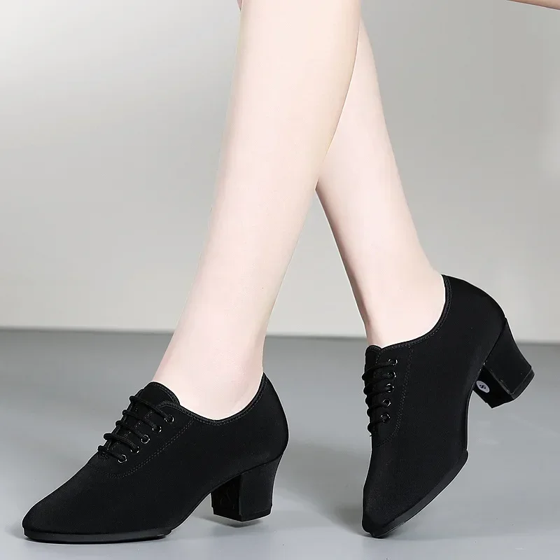 Jazz modern dance shoes women dance sneakers for girls ladies ballroom dance shoes women with close toe 3.5/5cm Heels