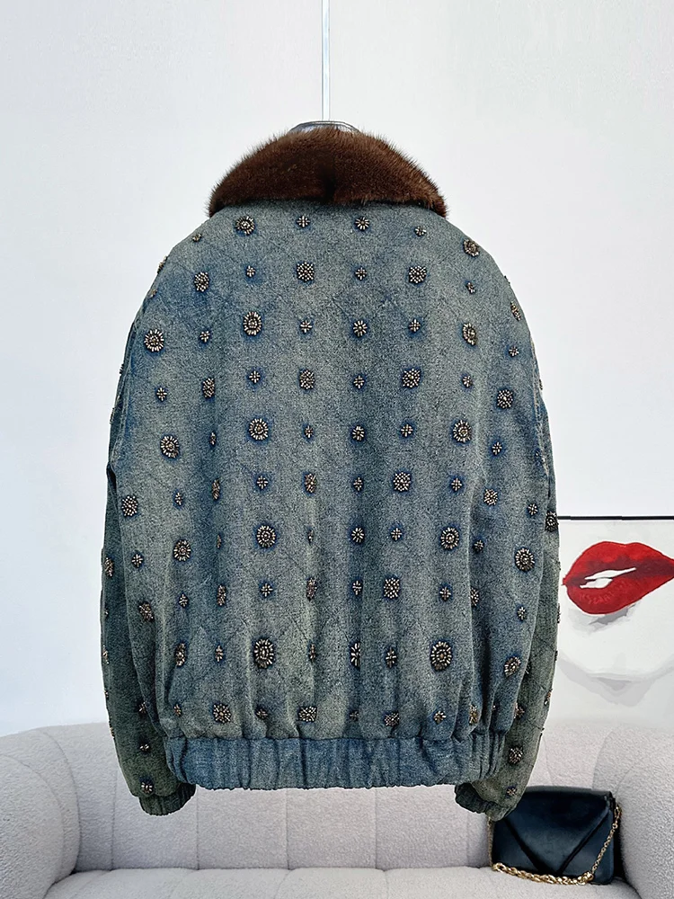 เสื้อแจ็คเก็ตยีนส์บุขนเป็ดสำหรับผู้หญิง ฤดูใบไม้ร่วง-ฤดูหนาว ปี 2025  พร้อมปกขนมิงค์แท้ สไตล์ลำลอง