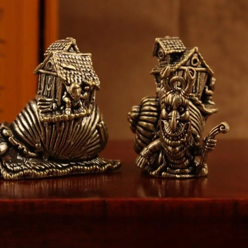 1Pc Small Ornaments Tea Pet Ceremony Copper Simulation Animal Figurines Miniatures Toys Hip Hop Exaggerate Solid Snail House