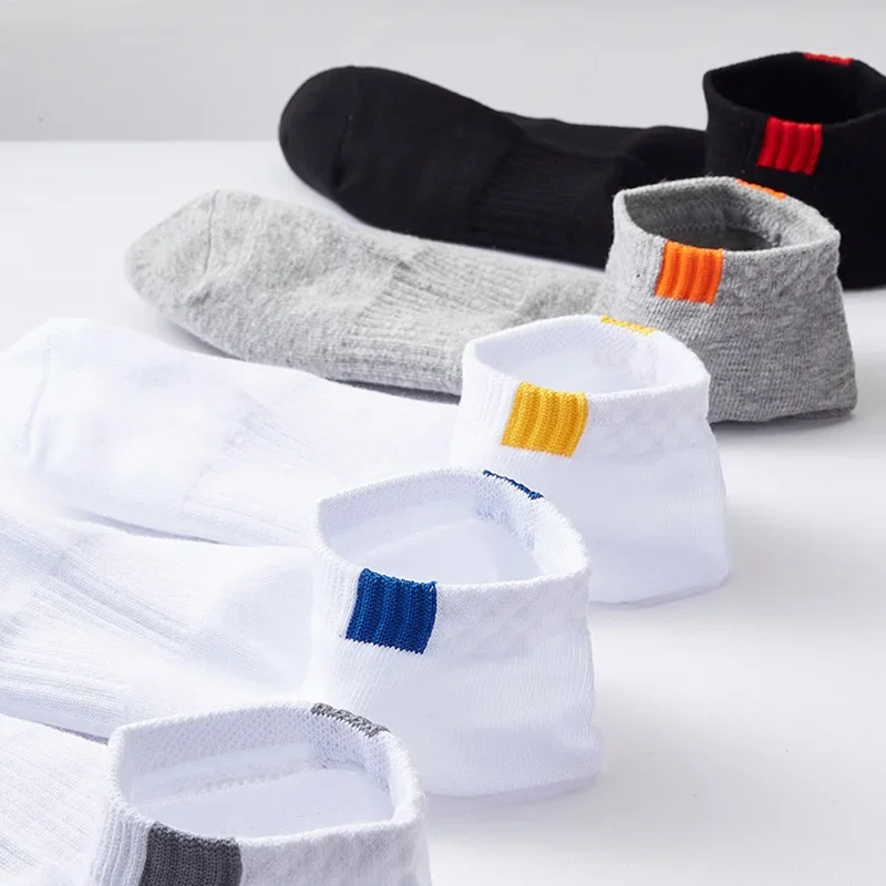 5 Pairs Solid Color Casual Cotton Men Short Socks Fashion Breathable Boat Socks Low Casual Comfortable Men Socks White Hot Sale