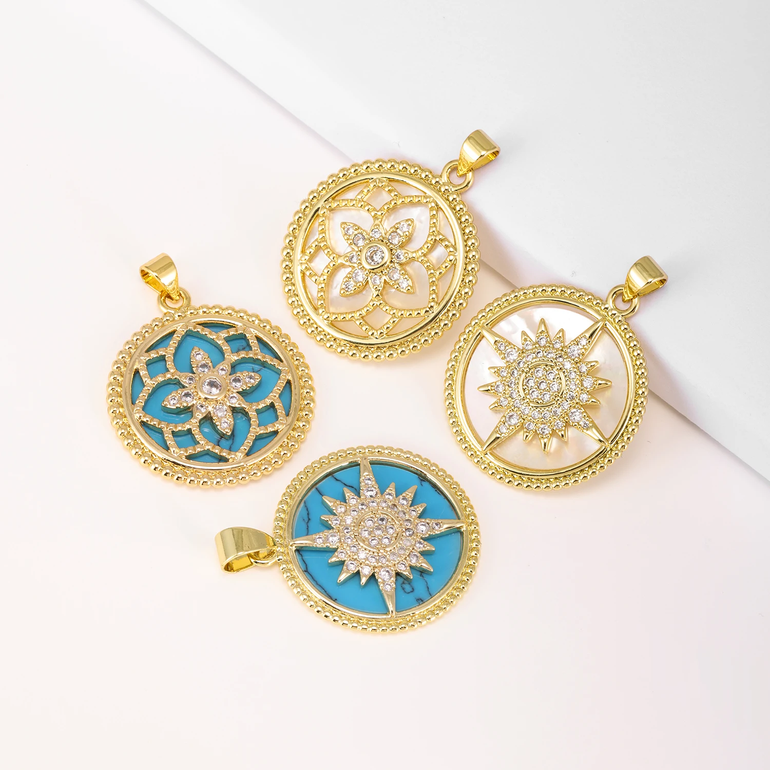Hollow Out Engrave Flower Round Shaped Pendant Copper Zircon Jewelry Nacklace Accessories Dinner Party For Women Gifts Wholesale