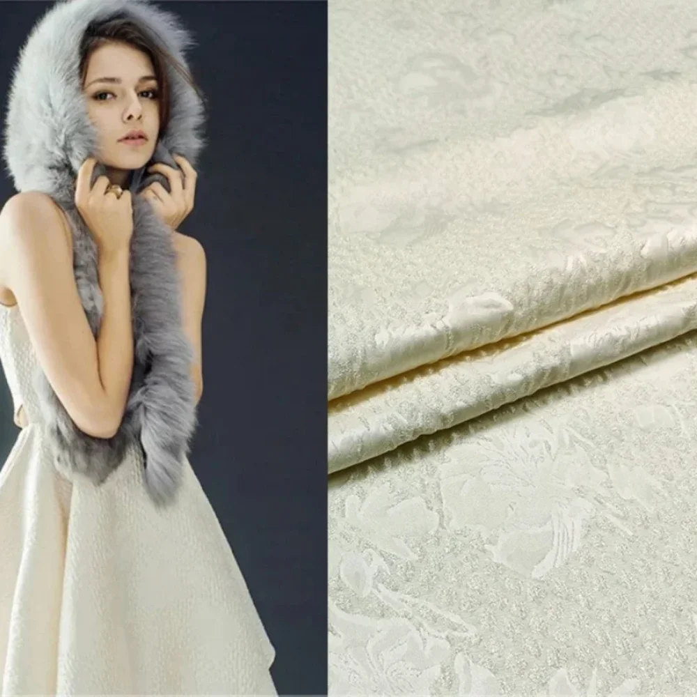 

Jacquard Brocade Yarn-dyed Fabric Three-dimensional Embossed Bubble Material Spring and Summer Dress Fabrics Wholesale Per Meter